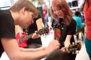 SUMMER VOLUNTEER OPPORTUNITIES