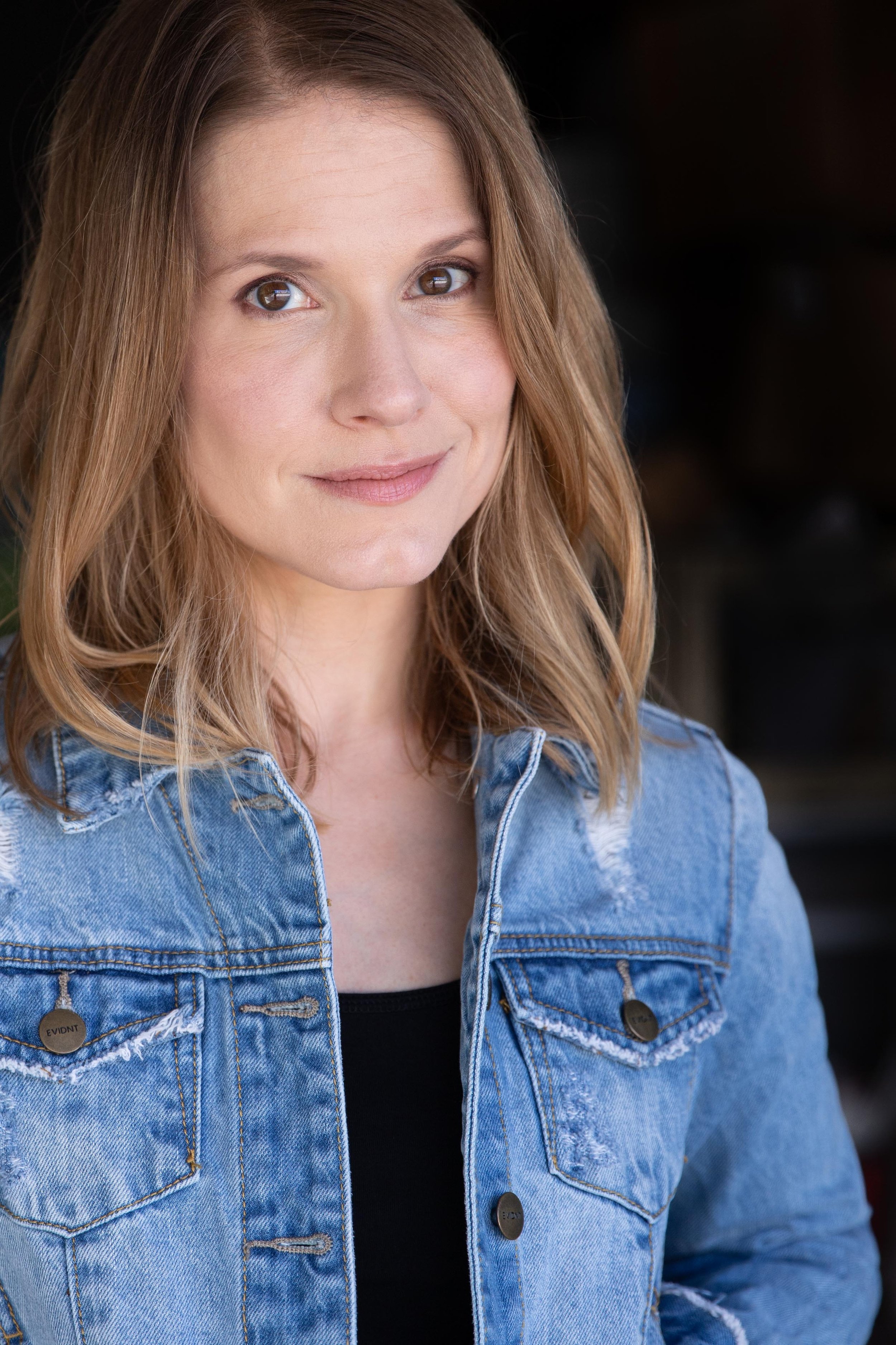 Maya Sayre - Headshot 2.jpg