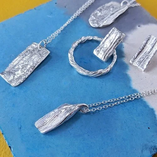 ORGANIC JEWELLERY WITH MITSURO WAX 