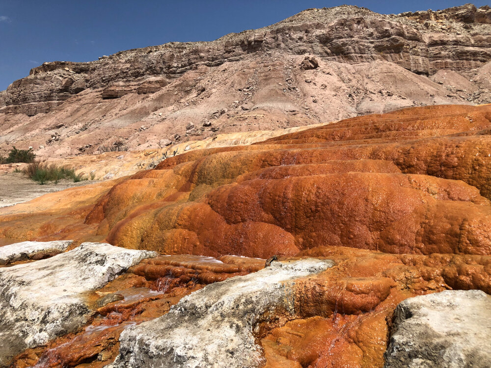 Crystal Geyser minerals deposits