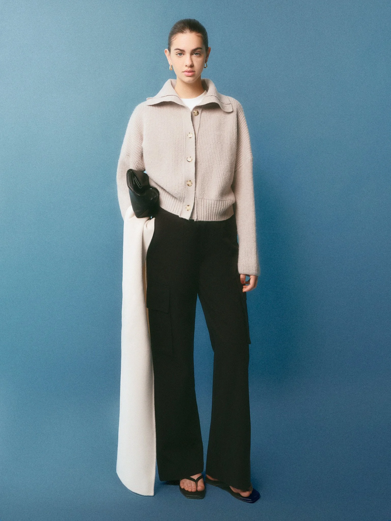 2023_12_06_Aliotte11213 copy.jpg