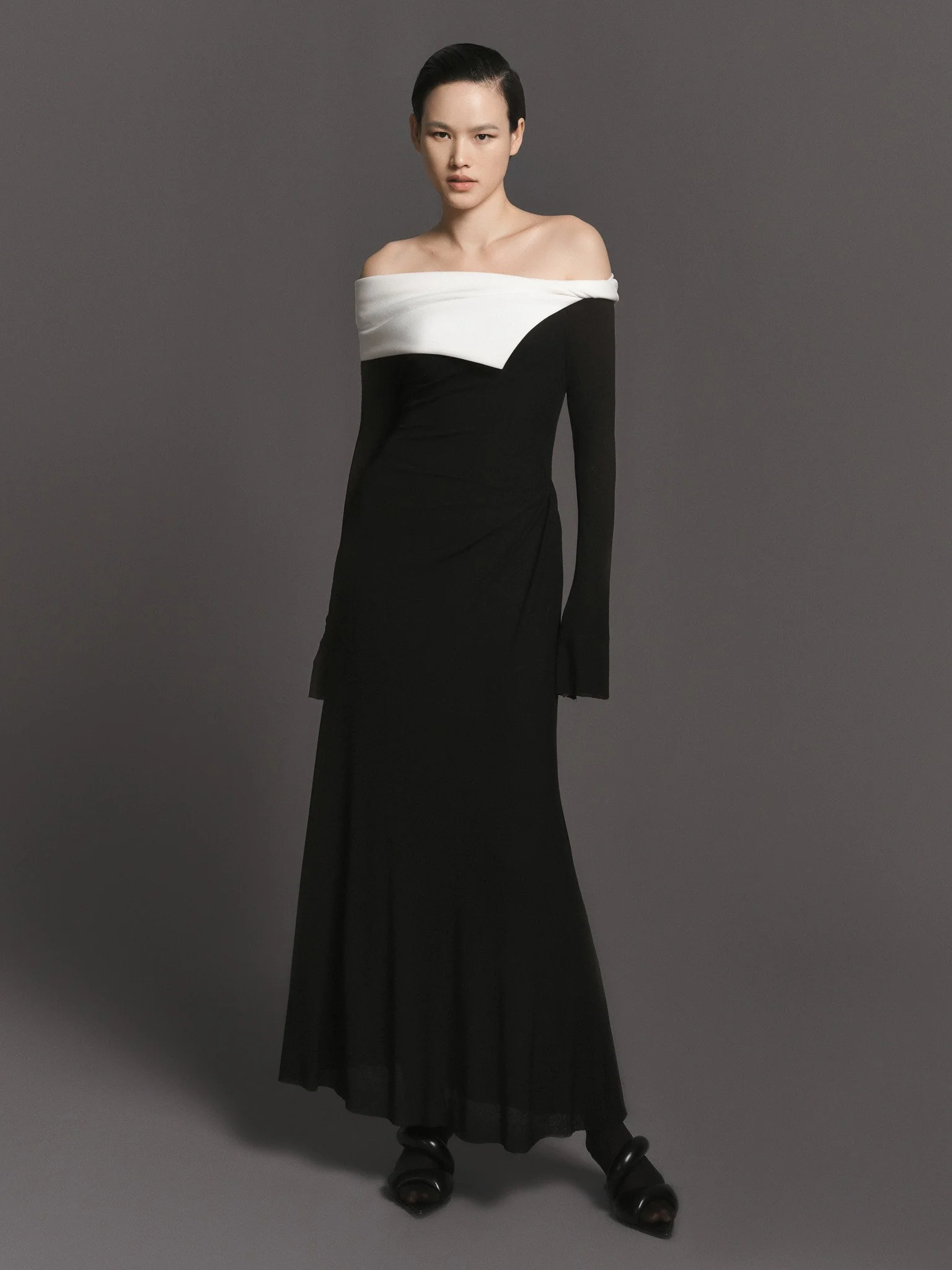 2023_07_22_Chats_lb4300 copy.jpg