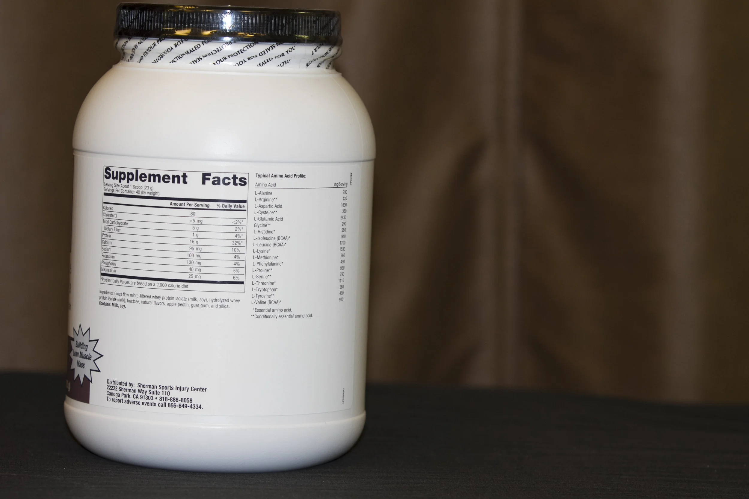 MUSCLE BUILDING SHAKE CHOCOLATE INGREDIENTS.jpg