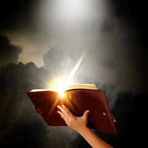 Bible reveals God’s glory