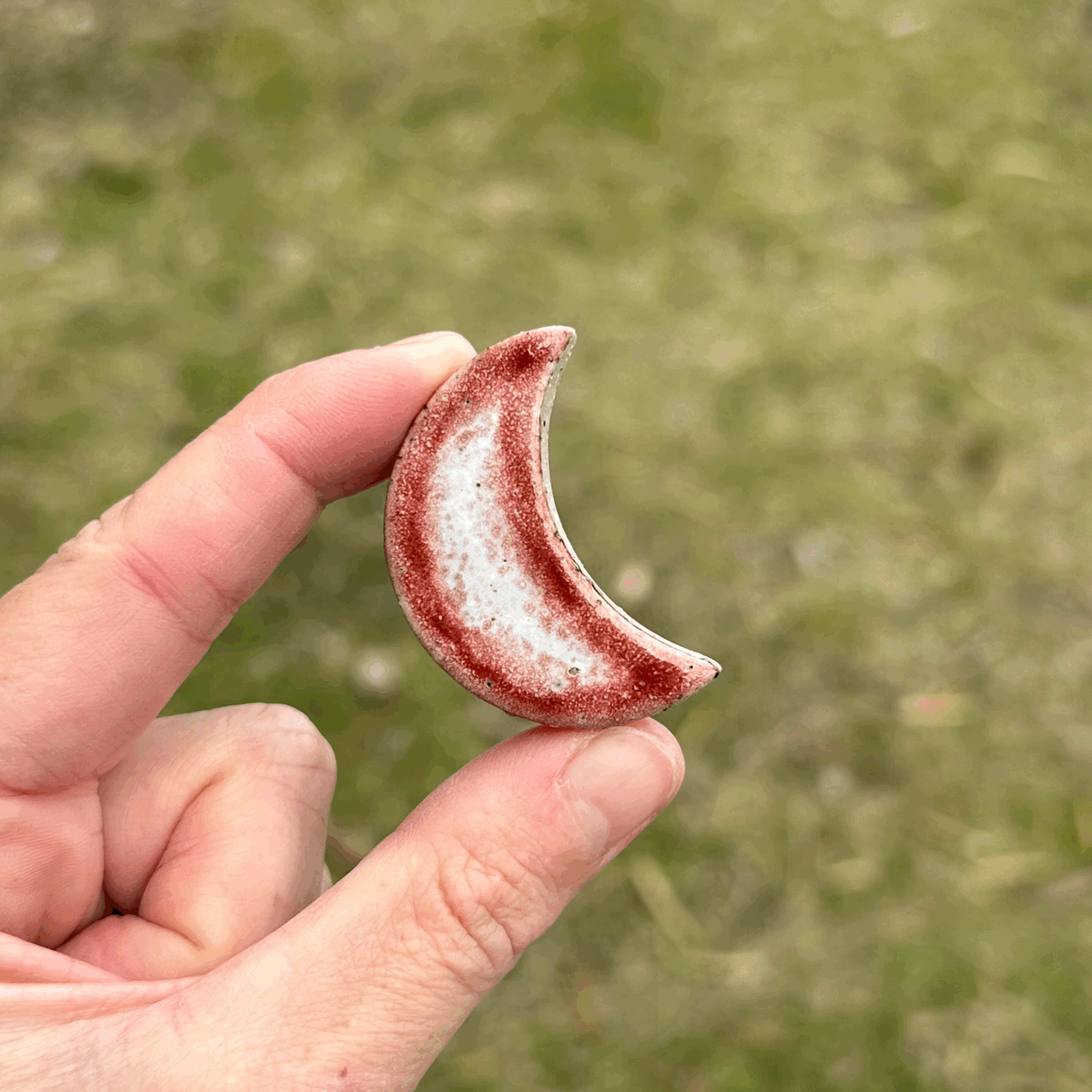 Individual Red Moon Magnet