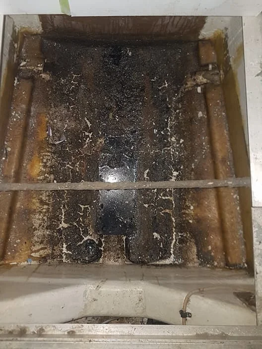 BILGE CLEANING BEFORE
