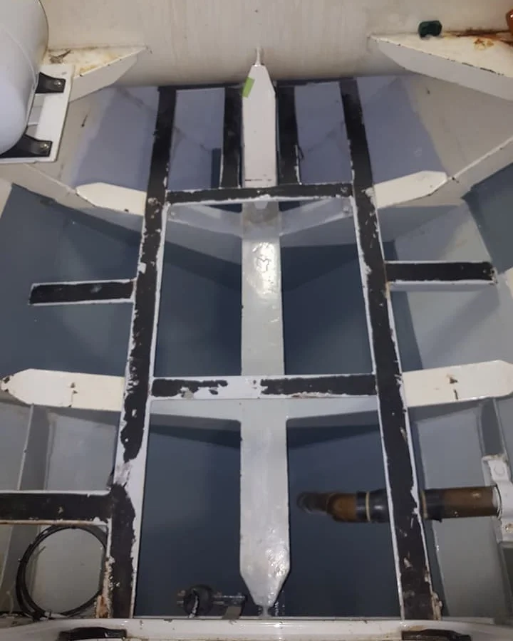 ENGINE ROOM LAZARET BILGE CLEAN & REFINISH AFTER