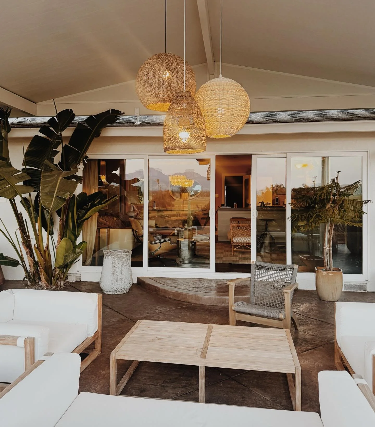 Golden hour reflections of Mt. Diablo from the patio of our Concord Project. 

#eastbayinteriordesign #bayareainteriordesign #patiodesign #patiodecor #outdoorlivingspace