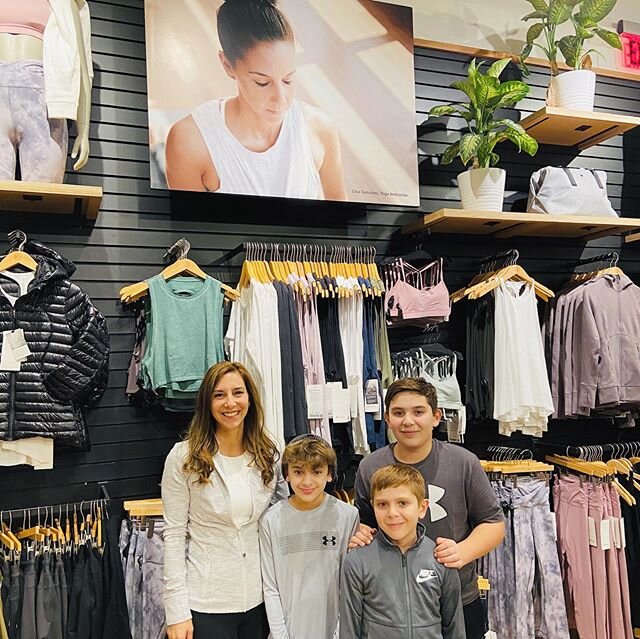 So grateful for the opportunity to celebrate my yoga community and three other incredible souls out there making a difference in the world! To me, lululemon stands for connection and community... two things that I believe we all need more of! Thank y