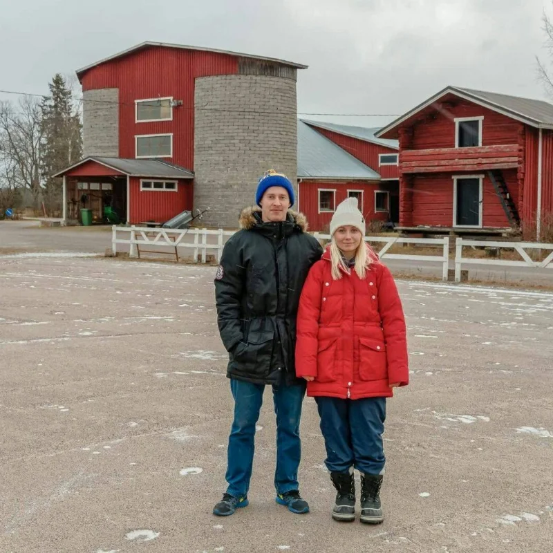 KiVa-tallin-henkilöstö-tutustu-tiimiimme-etusivu-kuva.jpg