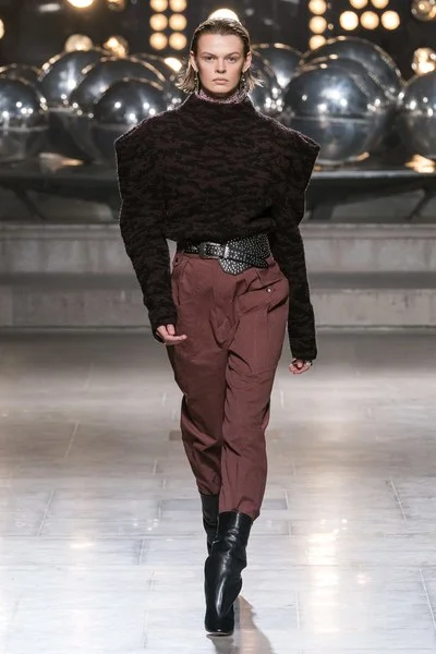 Also if you find the right pair they could work with trousers tucked into them as we used to wear them in the 90’s.