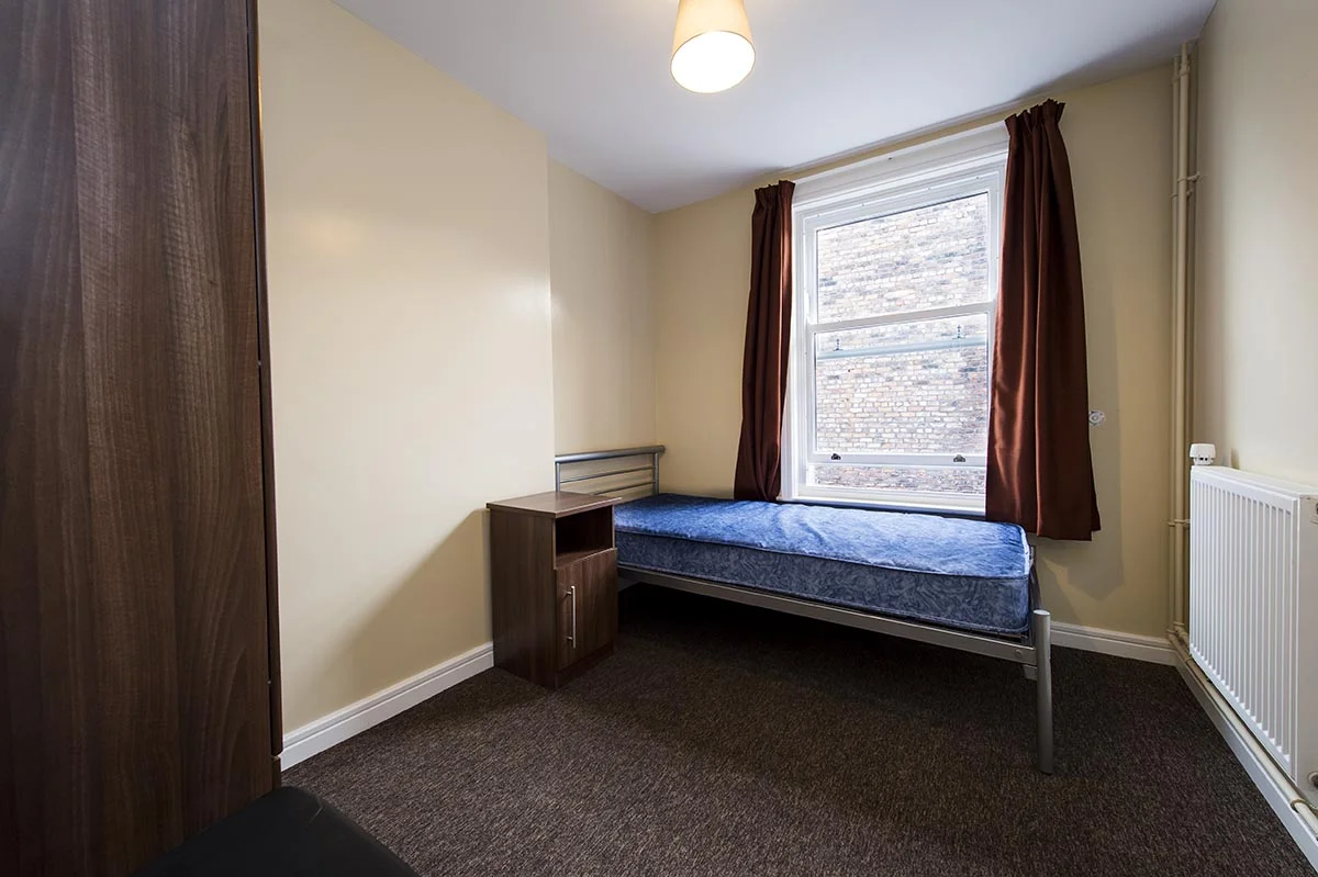 Mildmay House Liverpool bedroom