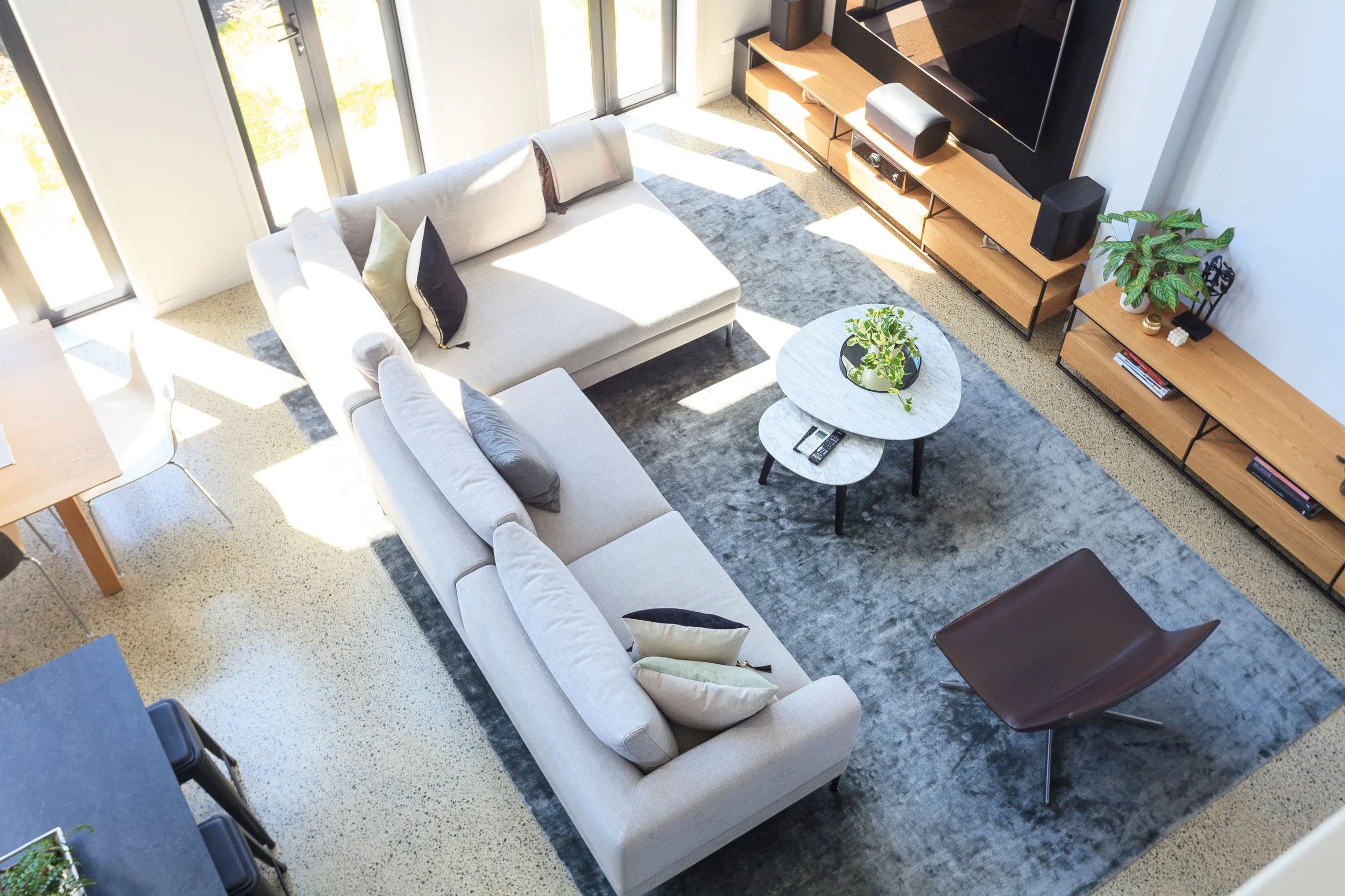 Lounge-view-from-above.jpg