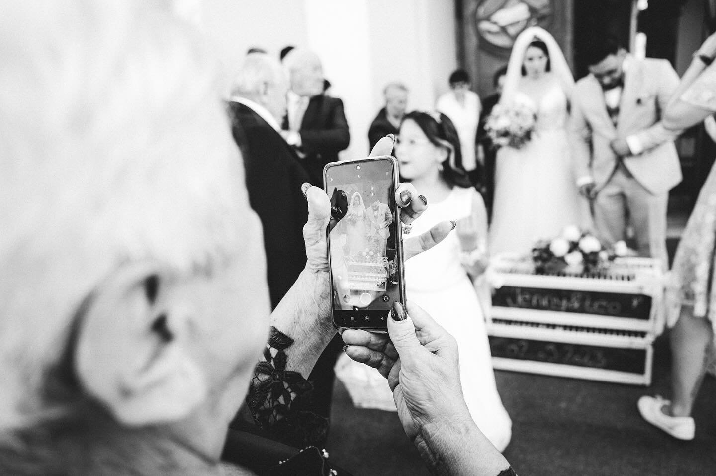 Die untypische Hochzytsfotos si die woni am liebschte ha. 🥰 #hochzyt #hochzeit #wedding #hochzeitsbilder #hochzeitsfotos