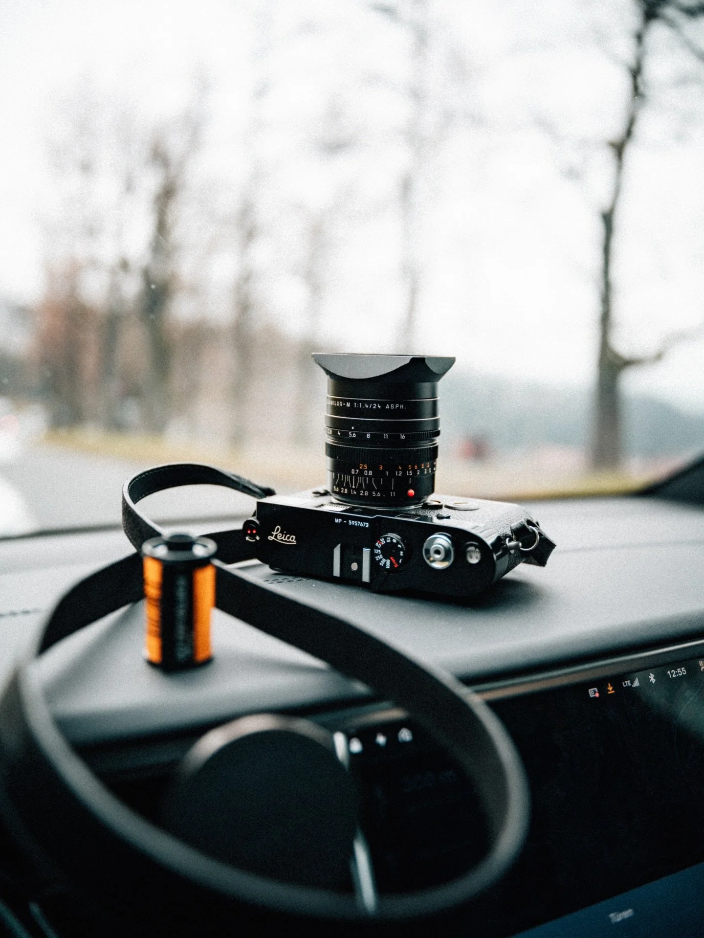 I liebe Glossy Black Paint 😍😍😍 #leicamp #leicaanalog #glossyblackpaint @leica_camera_schweiz @foto_zumstein