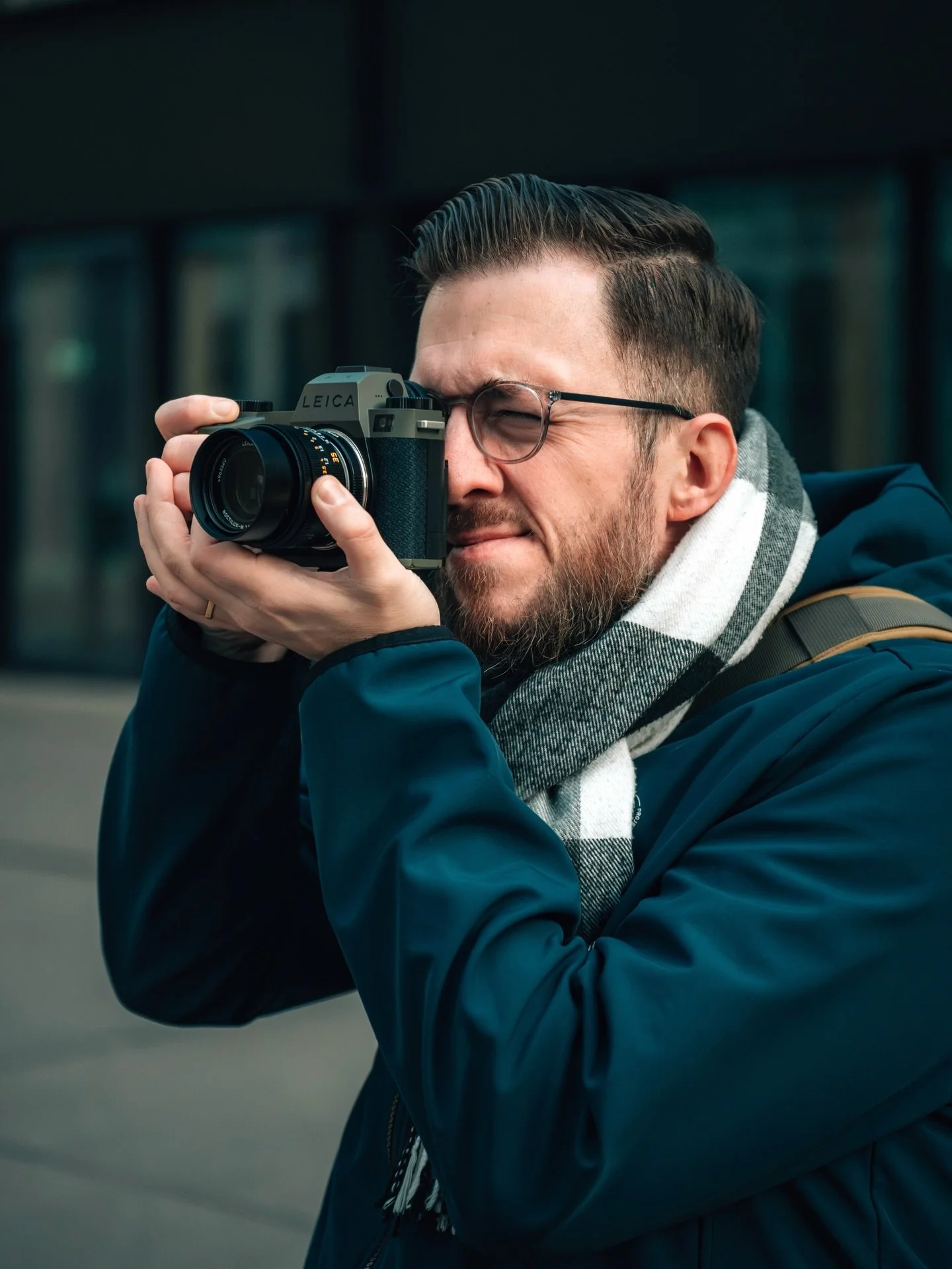 So gsehni us weni maximal zfride bi ☺️ Hauptsach i cha fotografiere 😍 #sl3 #noctilux #leica