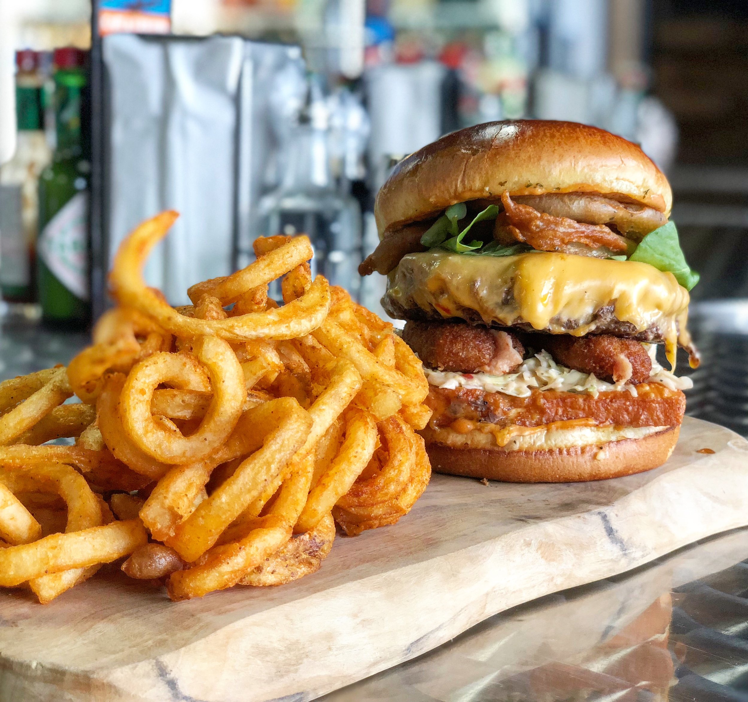 applewood bacon cheddar cheeseburger.jpg