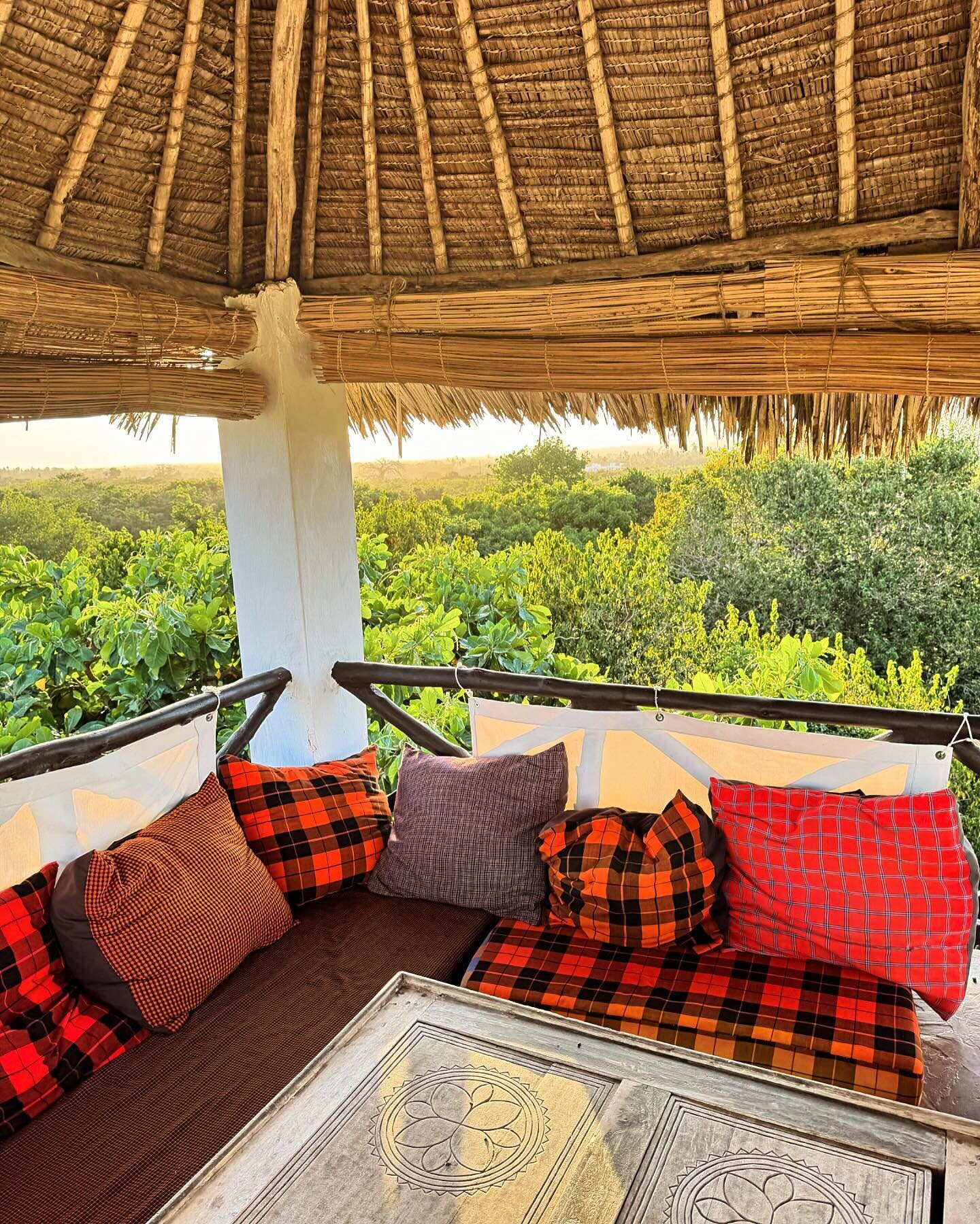 💙 view point - Happy Friday #kinondokwetu #barefootluxury #magicalkenya #dianibeachkenya #galubeach #travelwithapurpose #sustainbletravel #luxurytravel #kenya #beach #honeymoon