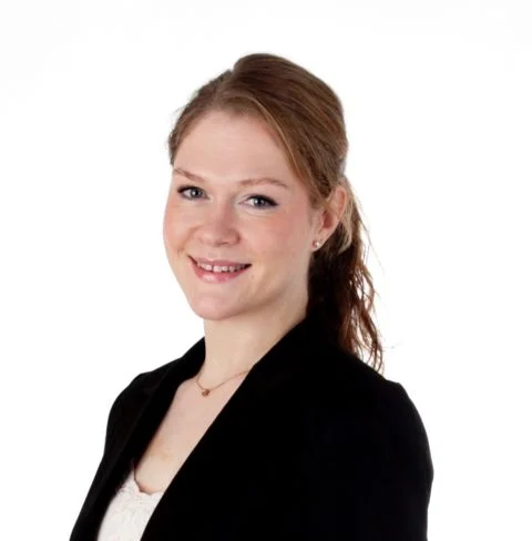 Karin-porträtt-1-480x488.jpg