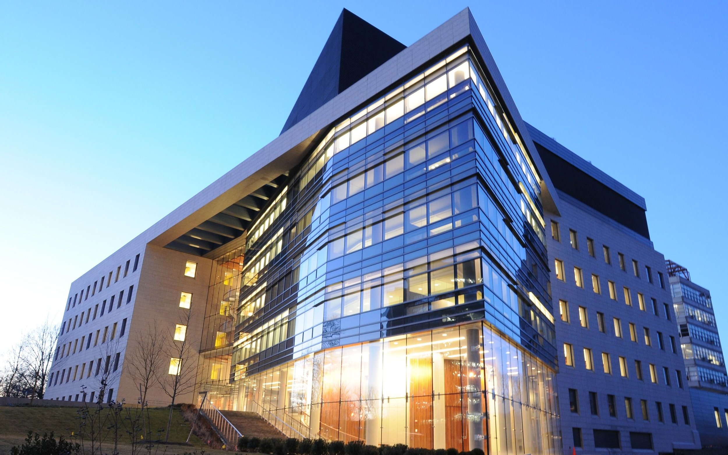 einstein-pricecenter-block-pavilion1-lower-res-1443646658.jpg