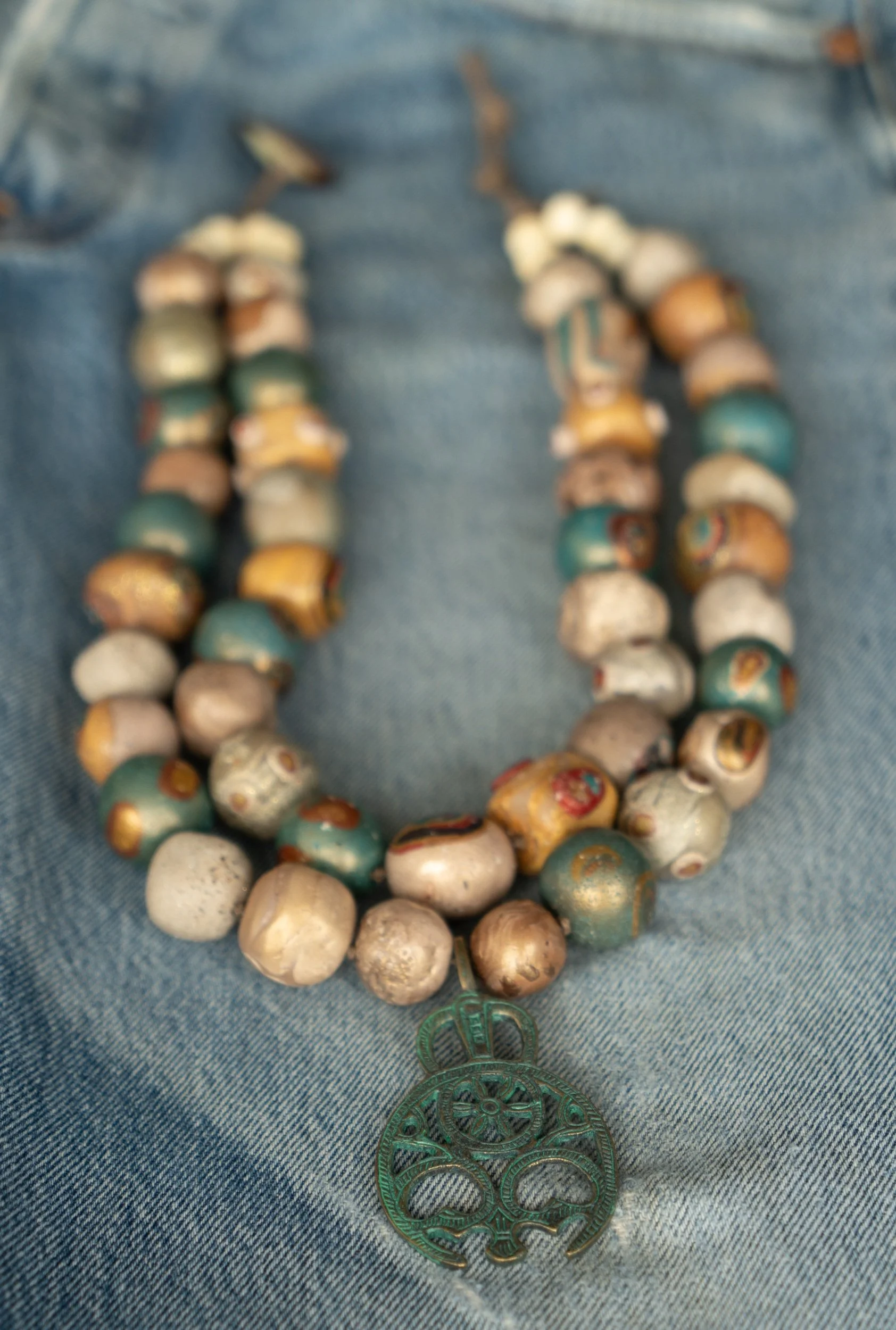 Salhat Pendant2.jpg