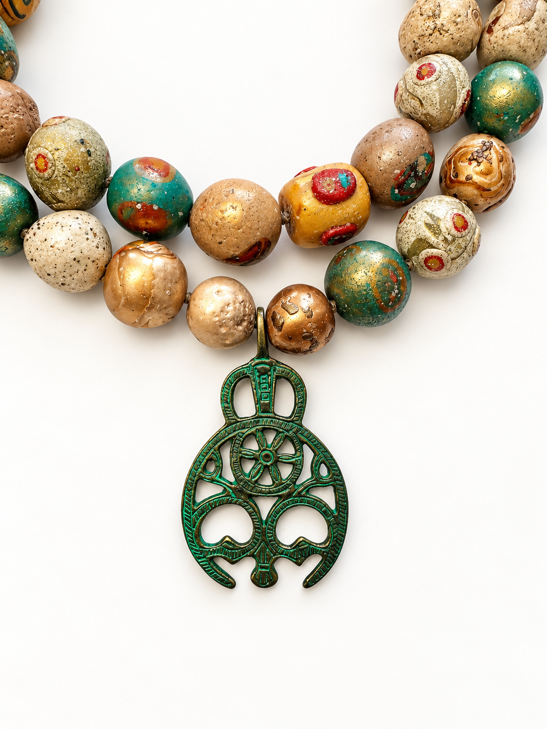 Salhat Clay Necklace 2.png