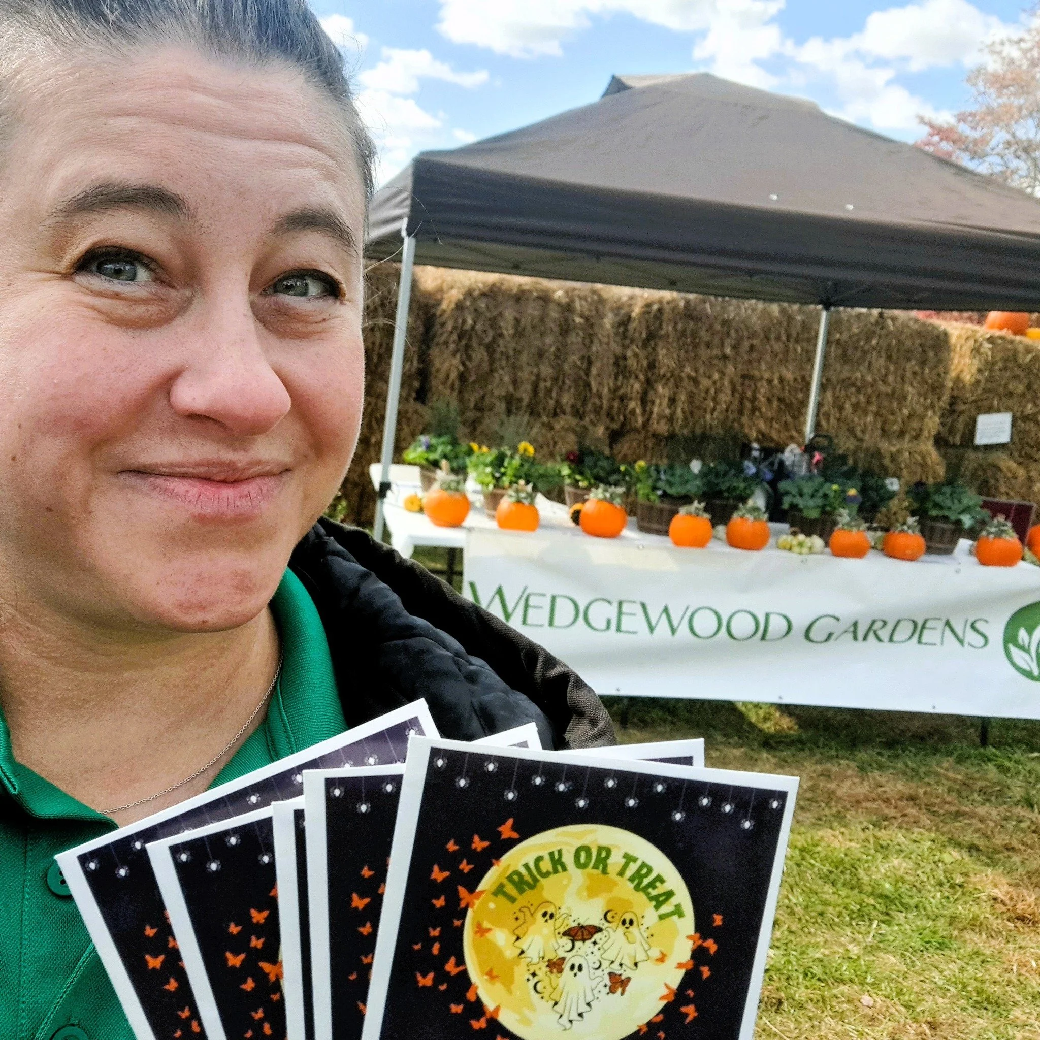 We've been giving out Milkweed seeds to trick-or-treaters all weekend at @pennswoodswine's Halloweekend event, but don't worry if you couldn't make it - we'll be giving them out at The Wedge all week!
As you know by now, Milkweed plants are the only