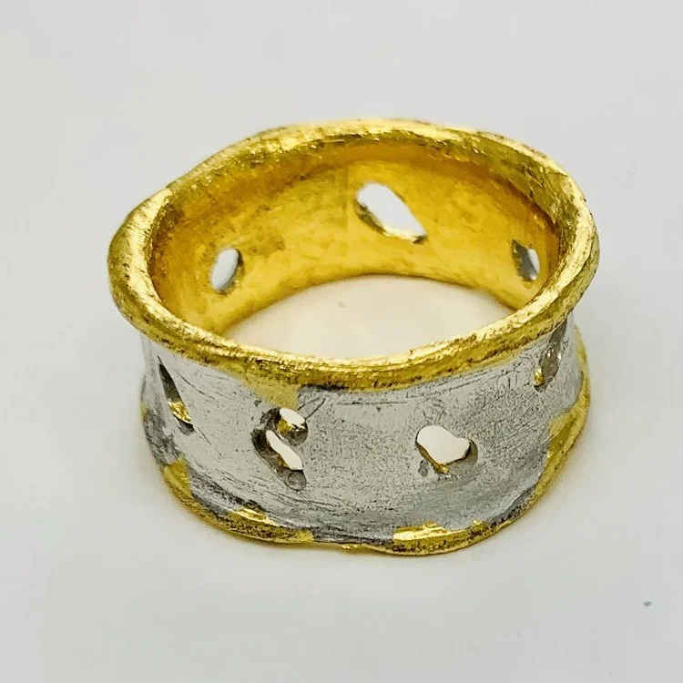 DC-donelle-clarke-focus ring.jpeg