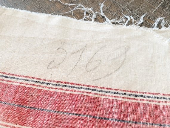 https://i.etsystatic.com/19679527/r/il/2e270f/3170008291/il_570xN.3170008291_o3co.jpg