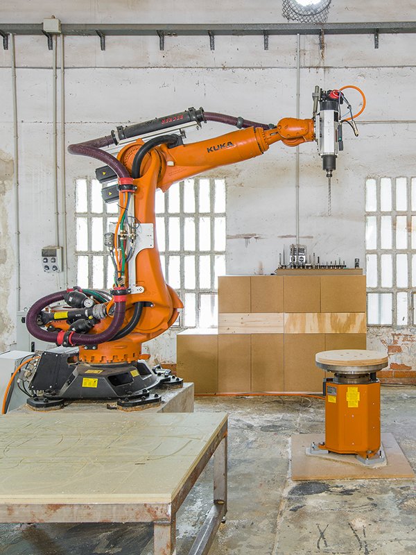 Kuka-600x800.jpg