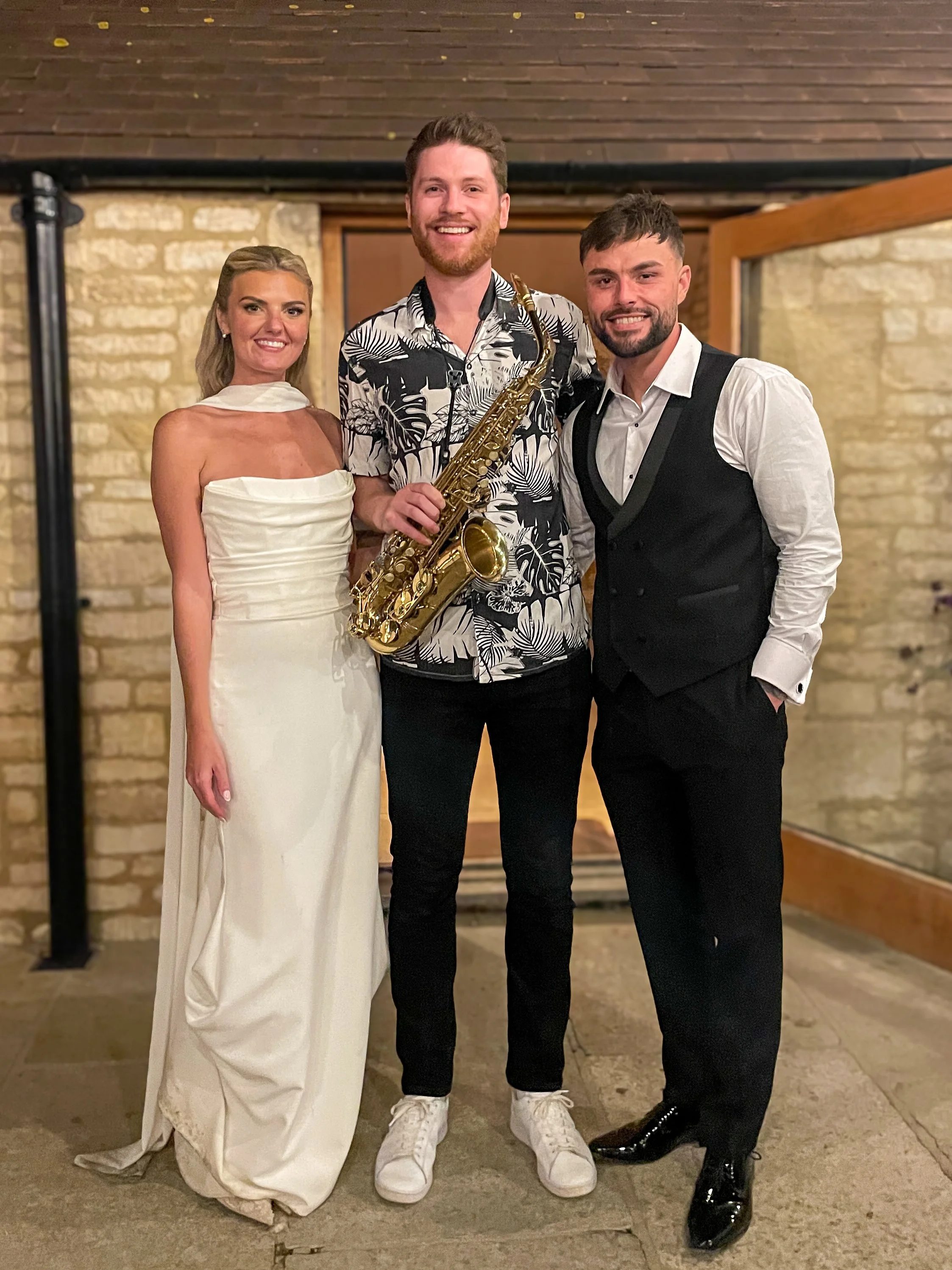 James Sax with Bride &amp; Groom at Old Gore
