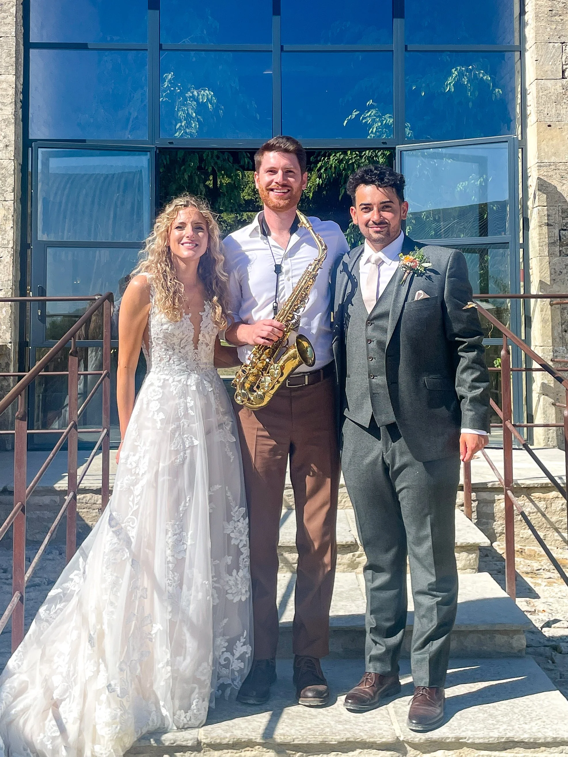 James Sax with Bride &amp; Groom at Old Gore