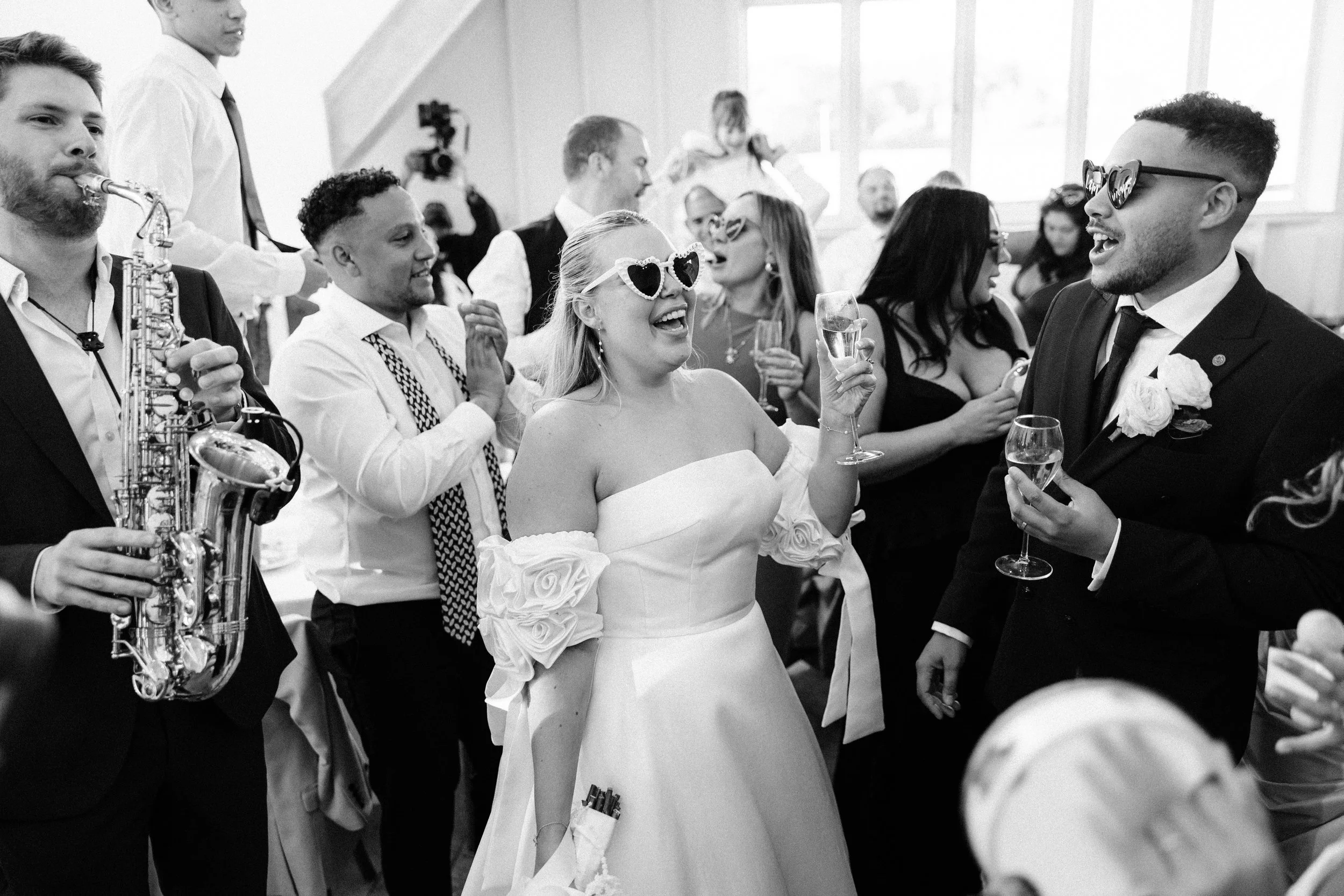 24-09-17 Elizabeth & Maz (Hyde House, Gloucestershire) Maz-Lil-240924-689 (Credit @Scottstockwellphotography).JPG