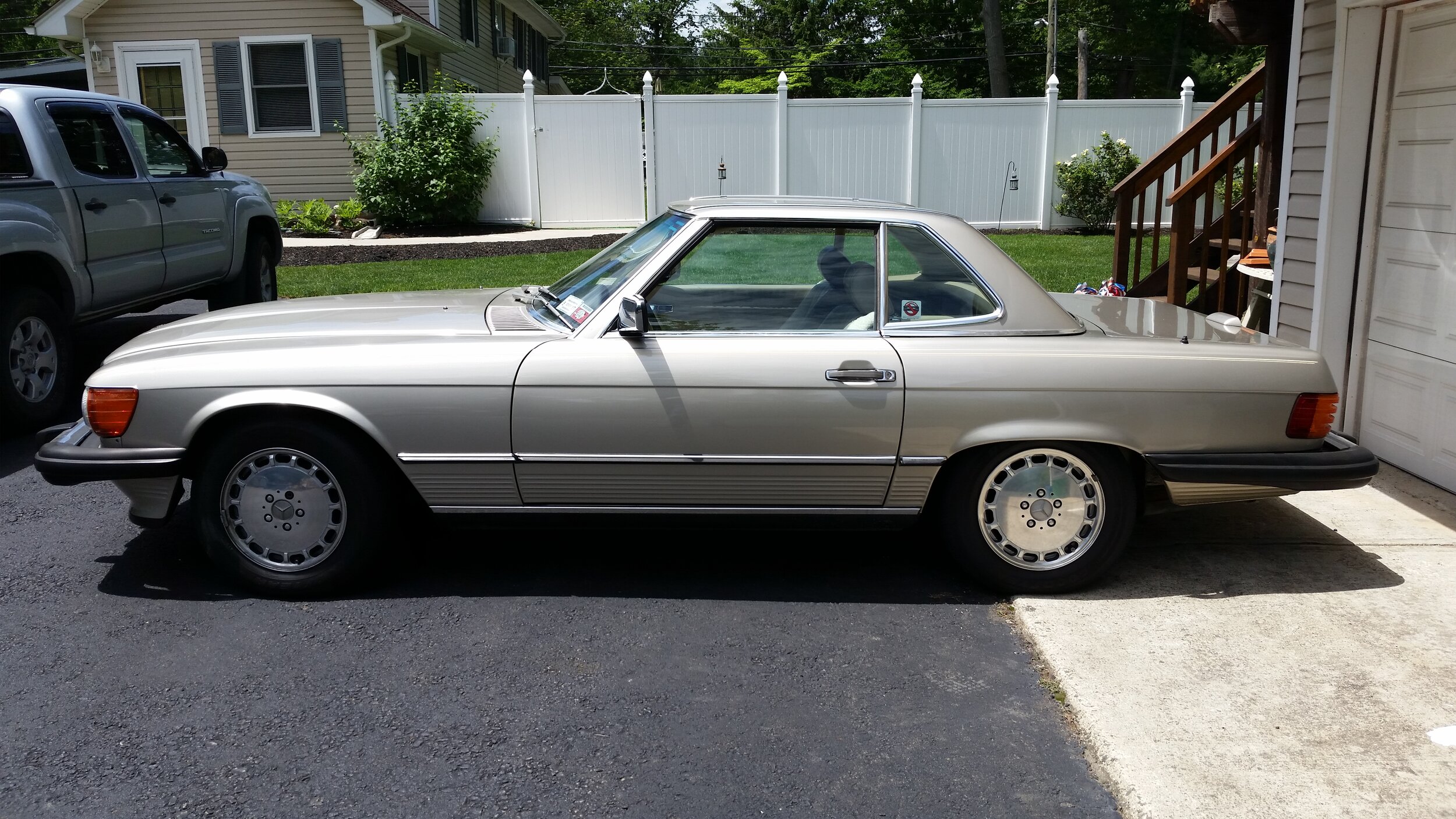 1988 Mercedes Benz 560SL