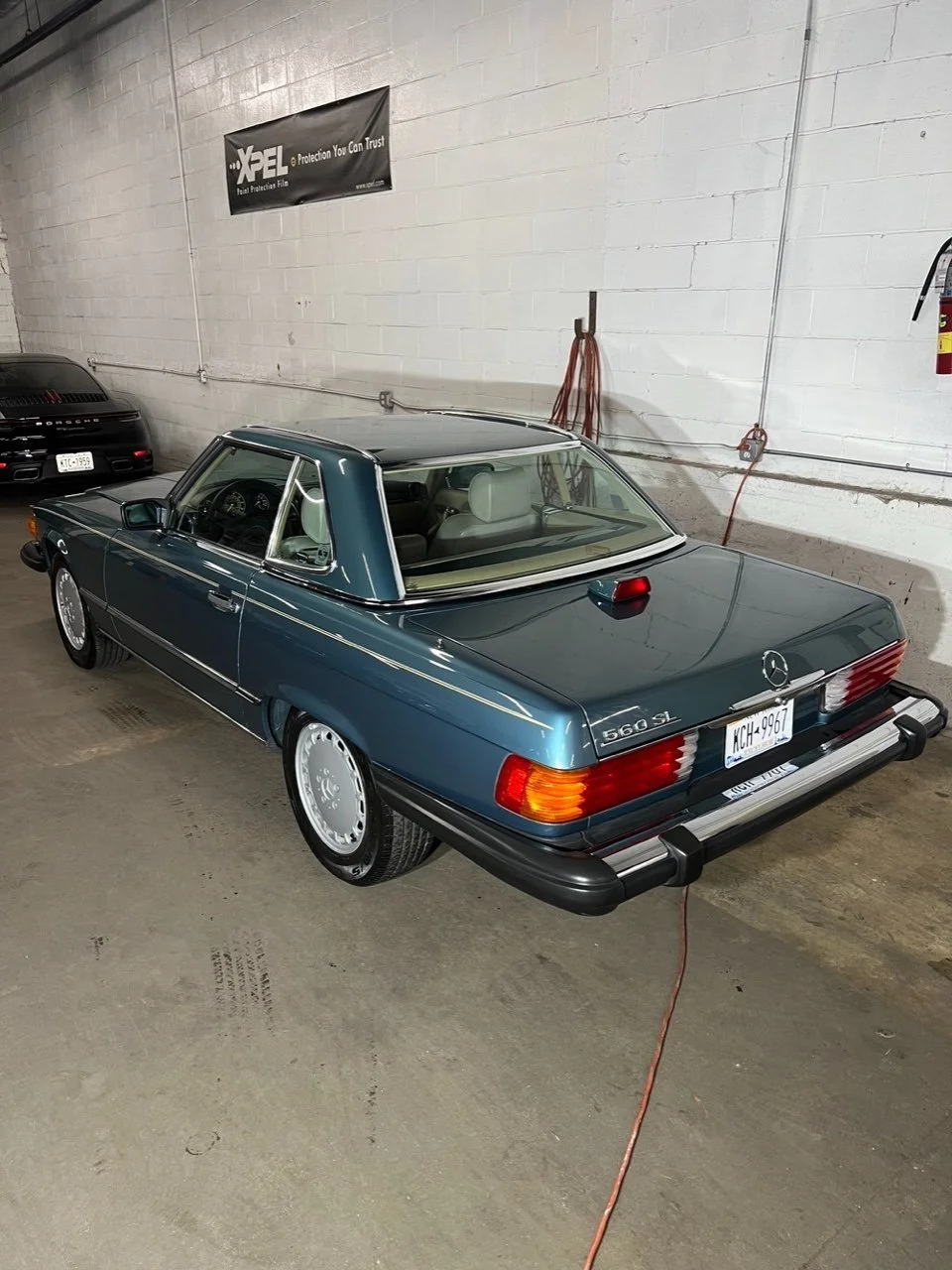 1986 Mercedes Benz 560 SL