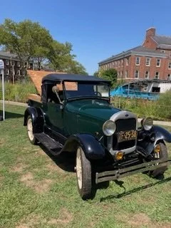 1928 Ford Model A Roadster Pickup