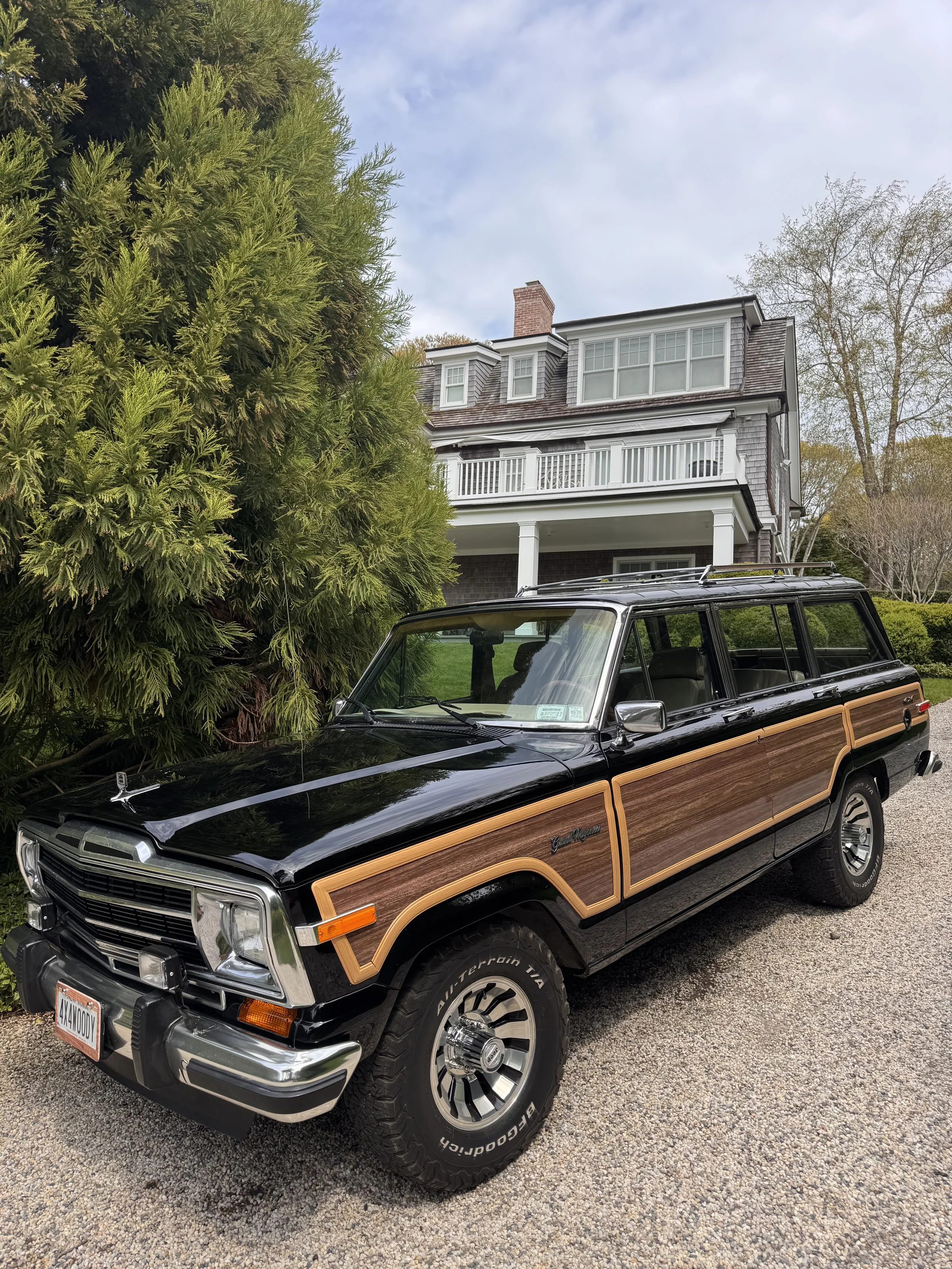1990 Jeep Grand Wagoneer