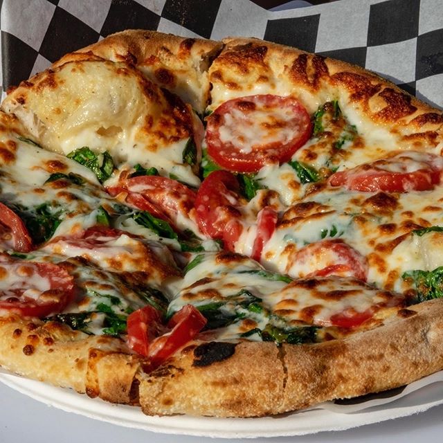 Come to @helltowntaproomexport tomorrow for some delicious #woodfired #pizza like this one! 
Visit the link in our description for more information.

Address: Helltown Taproom, 5578 Old William Penn Hwy, 15632 Export, PA

#pennsylvania&nbsp;#pizza&nb