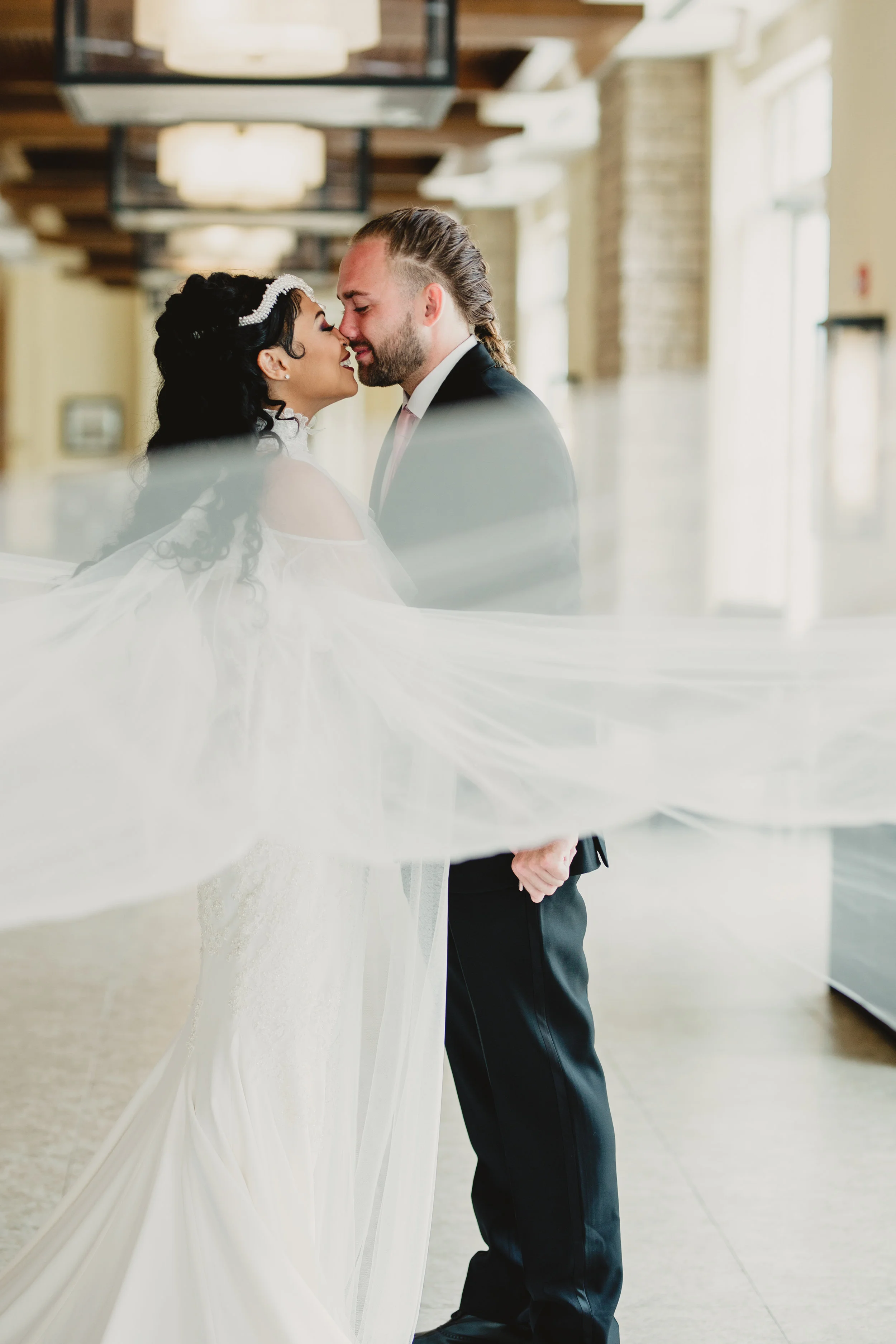MonaBrock_Wedding_Previews-15.jpg