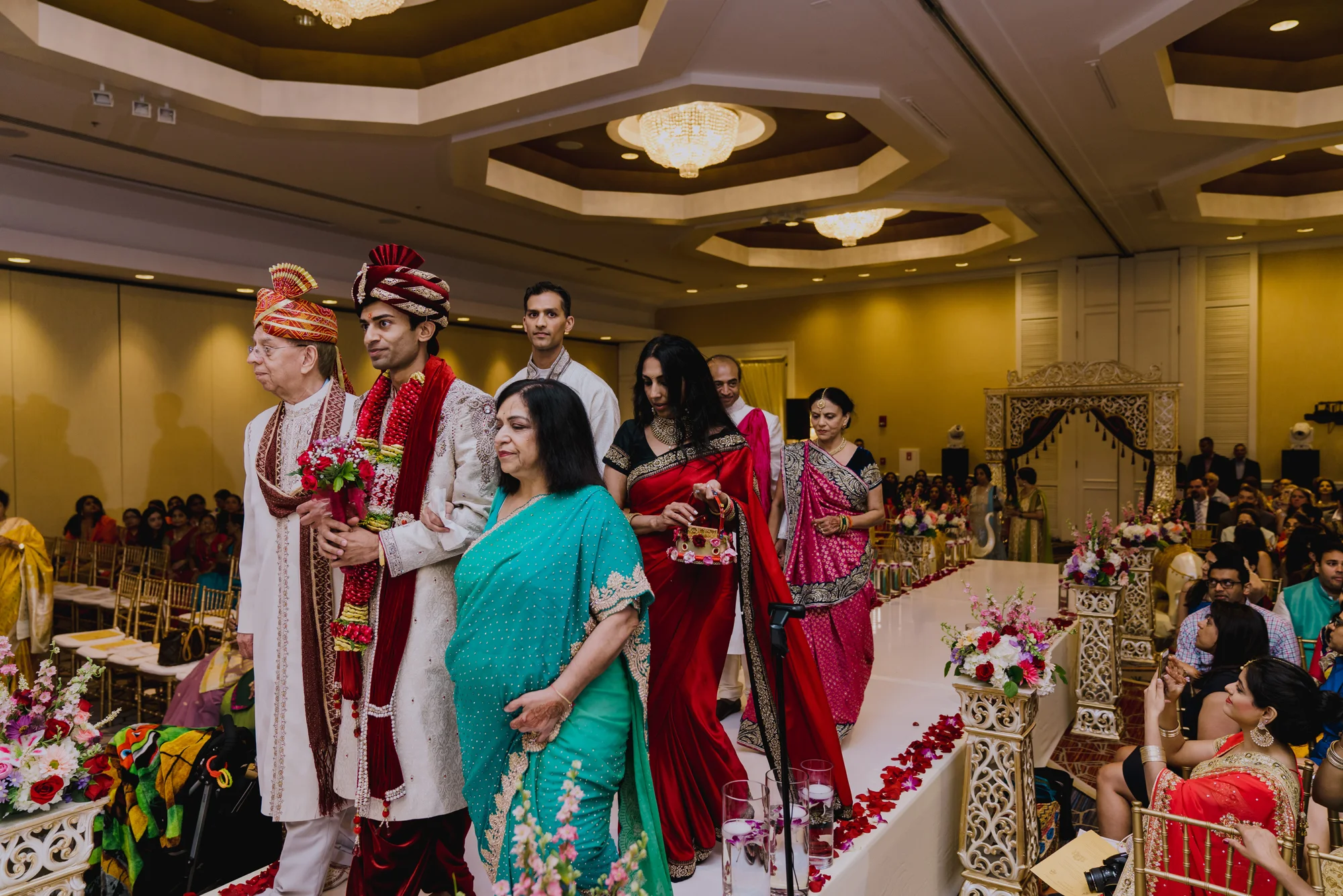 2018_TinaAnkur_Wedding_Previews-52.jpg