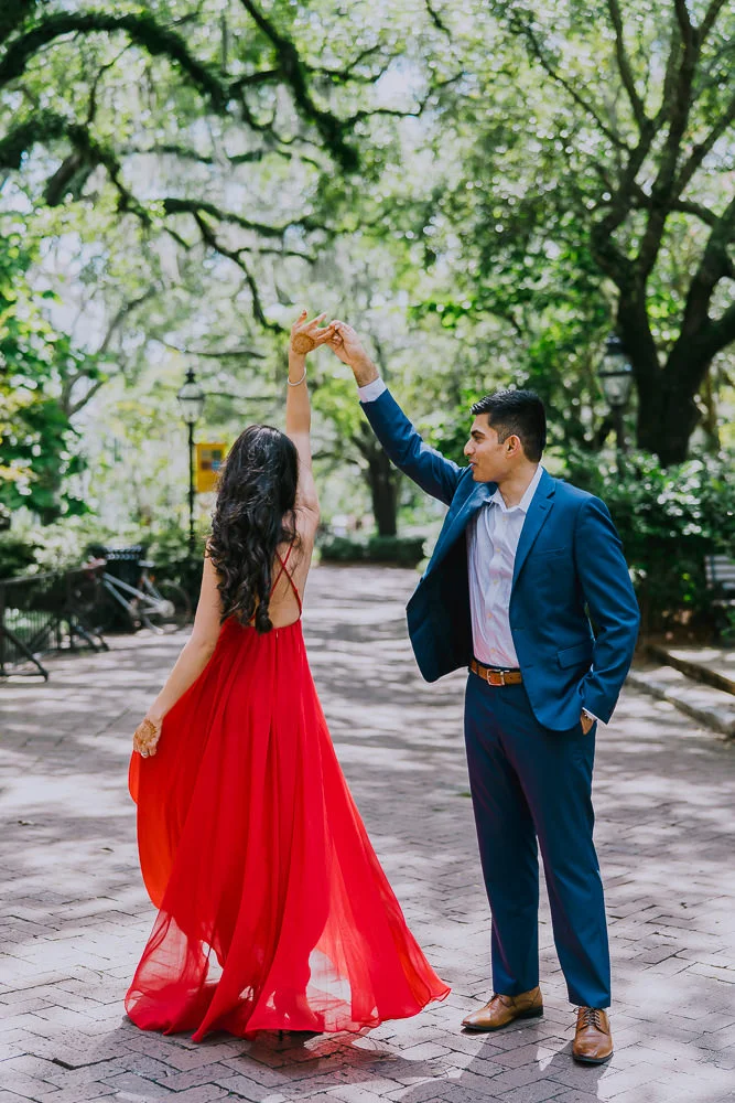 2018_VL_EngagementSession_Small-33.jpg