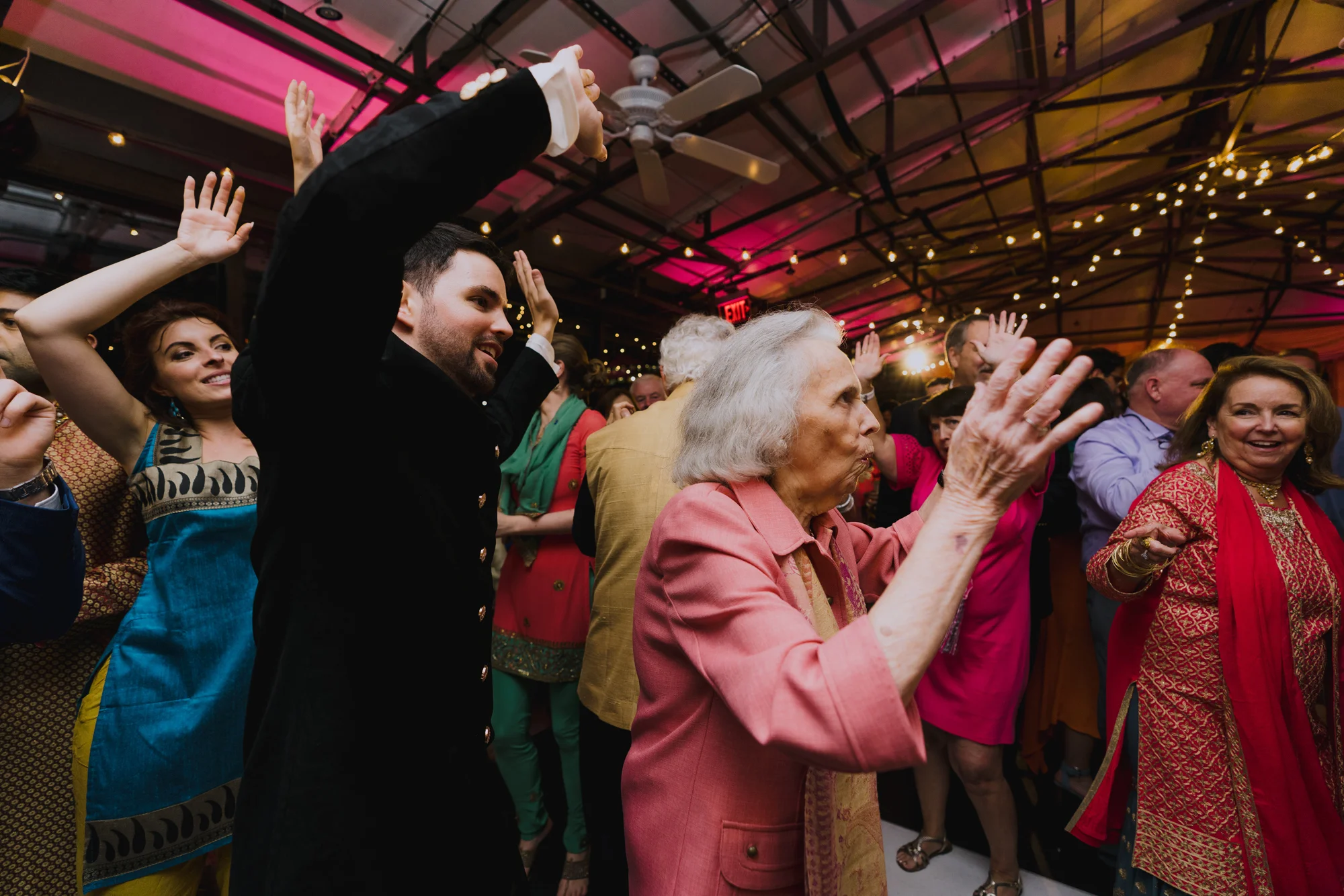 2018_TinaTim-Sangeet_Previews-50.jpg