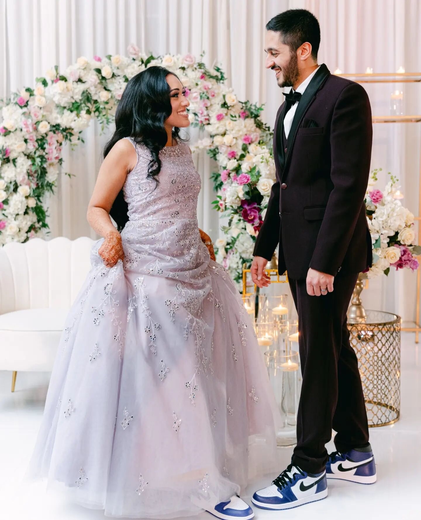 His and Her's Nike! ⁠
⁠
⁠
#bostonwedding #bostonweddings #bostonweddingphotographer ⁠
#indianwedding #desiwedding #indianweddingphotographer #IndianWeddings #indianweddinginspiration #indianweddingbuzz #indianweddingoutfits #indianweddingfashion #ind