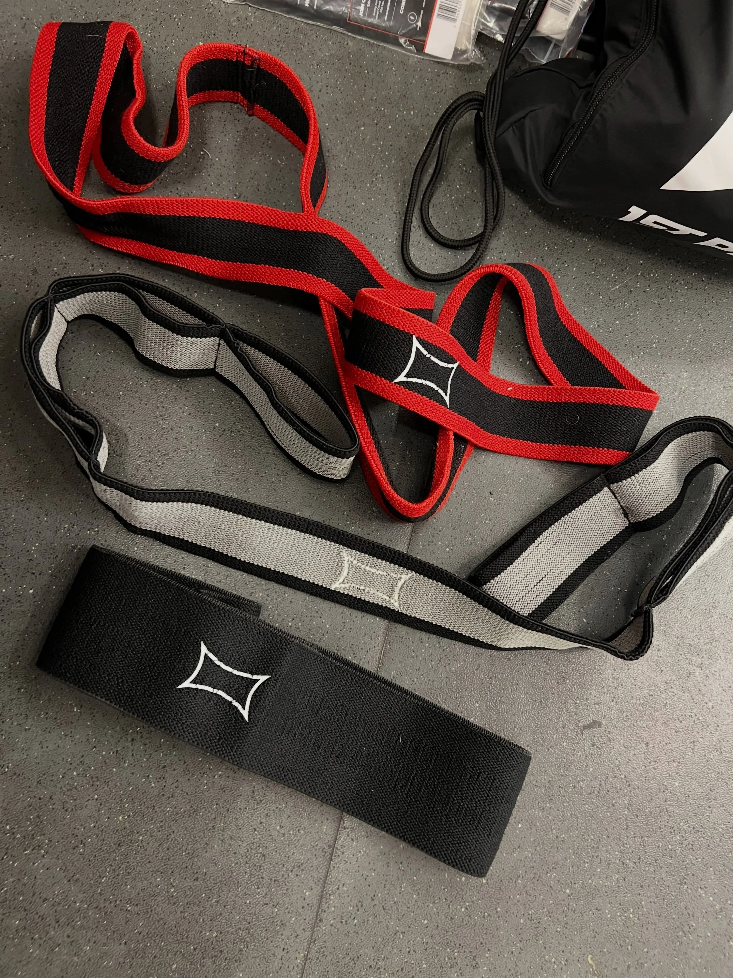 I used to think my first few reps were my warm-up.

I&rsquo;ve changed that approach.

Now I dedicate 10 minutes to warming up before every training session.

It gets me moving, raises, my body temperature, prepares my joints, and most importantly ge