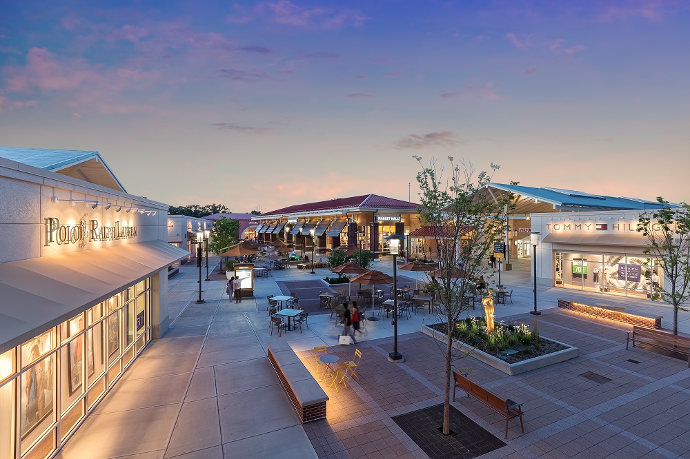 Aurora Outlet Mall