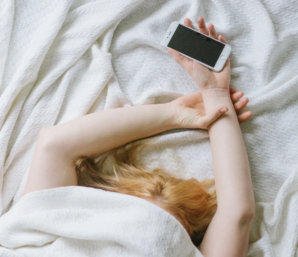 Morning_Work_Date_In_Bed-260.jpg