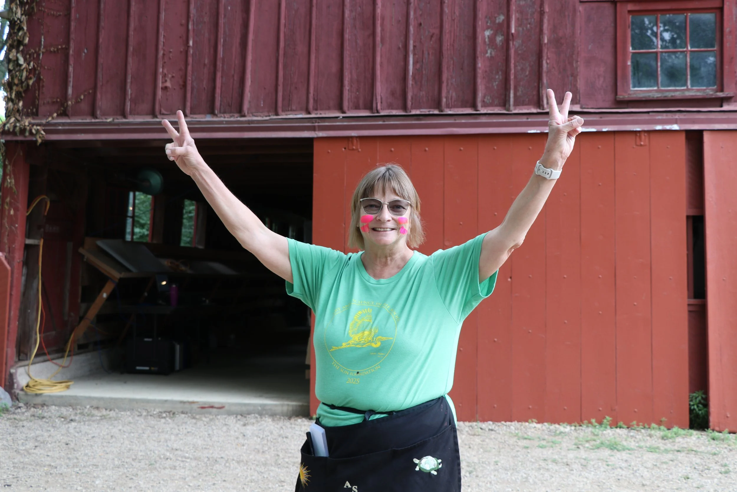 Staff Sharon barn .jpg