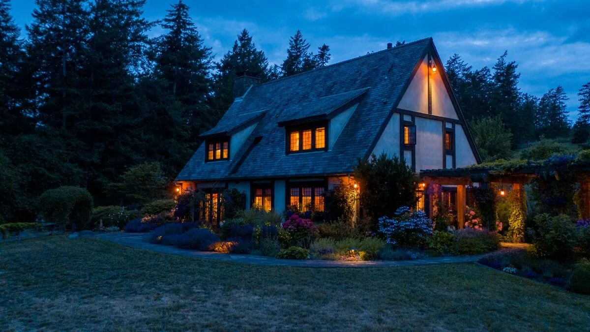 Eagle Crest Estate Makes A Splash — Citrone Partners