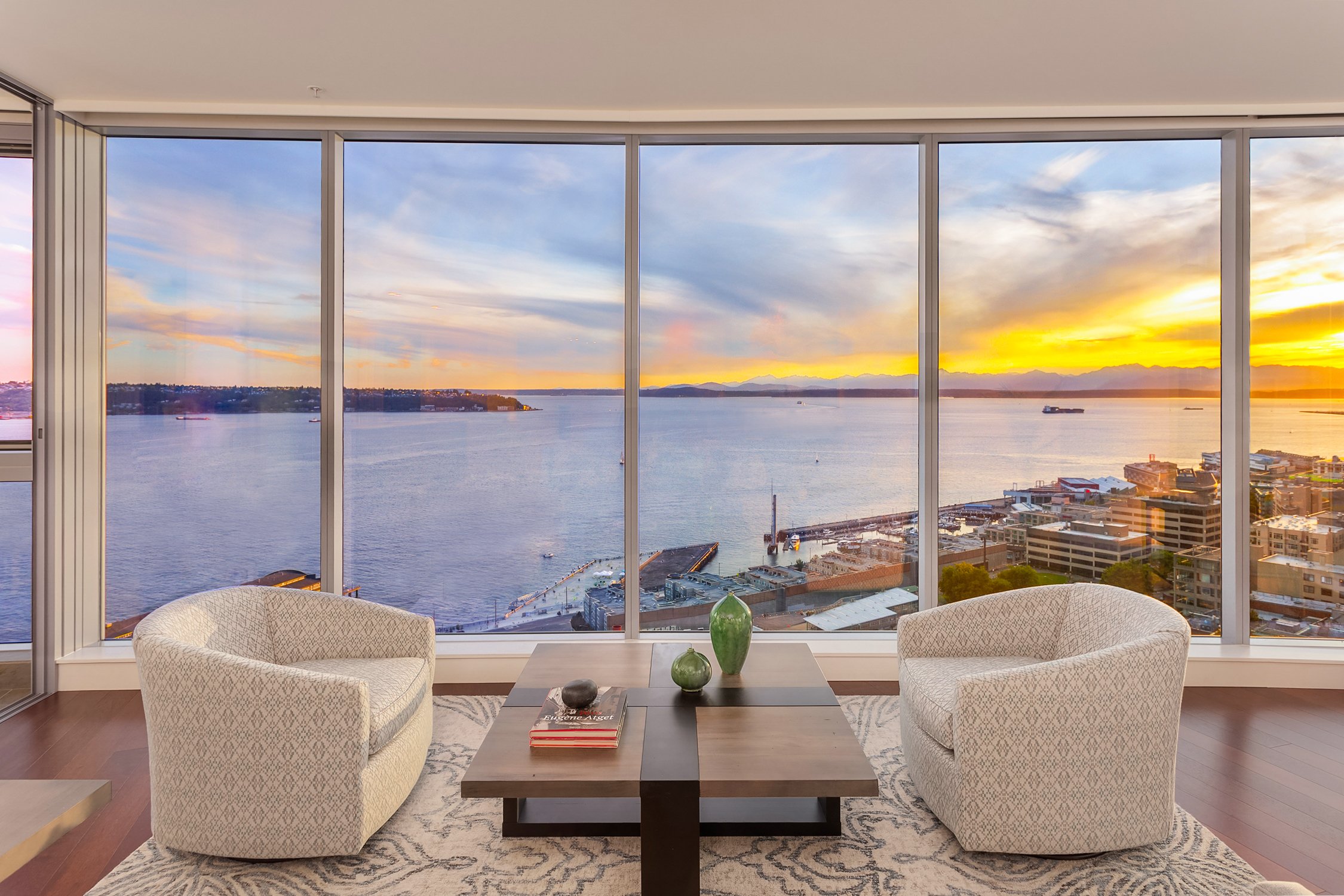1521 2nd Ave #2100 | $2,850,000