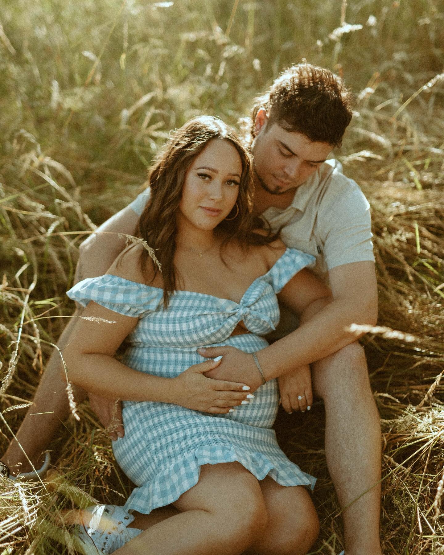 A beautiful maternity session in the heat✨

#tacomalifestylephotographer 
#adventuresession  #washingtonstatephotographer 
#tacomacouplesphotographer #seattlefamilyphotographer 
#pnwfamilyphotographer #tacomafamilyphotographer 
#tacomamaternityphotog